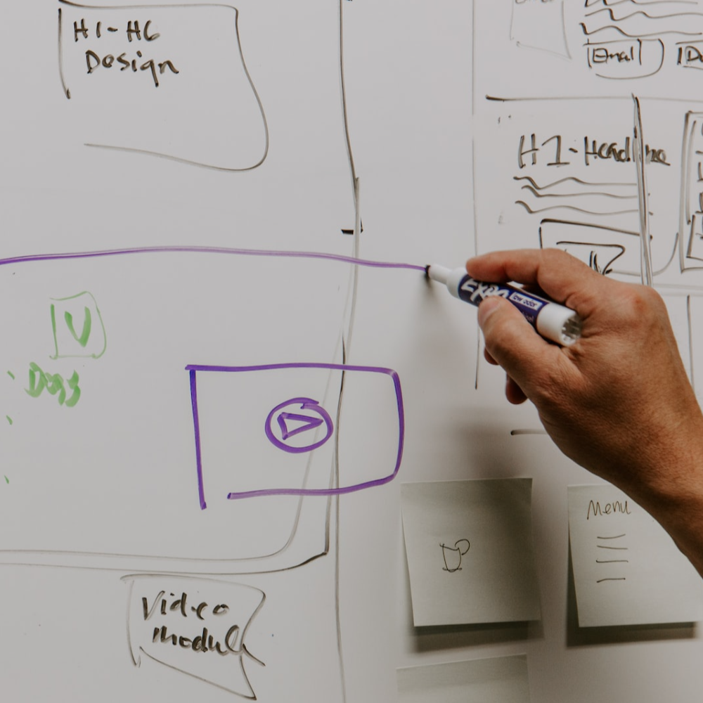 Collaborative and pragmatic fractional leader